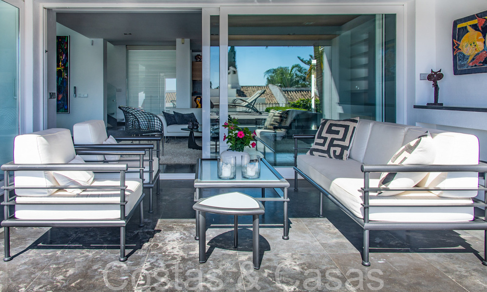 Atemporal villa de lujo andaluza en venta en una zona cerrada cerca de Aloha Golf en Nueva Andalucía, Marbella 66550