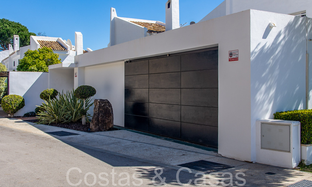 Atemporal villa de lujo andaluza en venta en una zona cerrada cerca de Aloha Golf en Nueva Andalucía, Marbella 66551