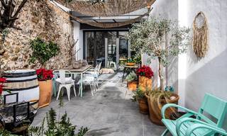 Casa adosada doble en venta a poca distancia de todos los servicios en el pintoresco casco antiguo de Estepona 66603 