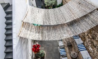 Casa adosada doble en venta a poca distancia de todos los servicios en el pintoresco casco antiguo de Estepona 66619 