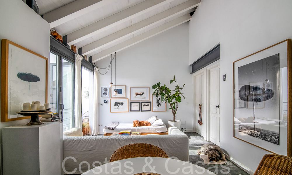 Casa adosada doble en venta a poca distancia de todos los servicios en el pintoresco casco antiguo de Estepona 66625