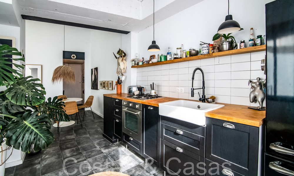 Casa adosada doble en venta a poca distancia de todos los servicios en el pintoresco casco antiguo de Estepona 66642