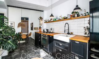Casa adosada doble en venta a poca distancia de todos los servicios en el pintoresco casco antiguo de Estepona 66642 