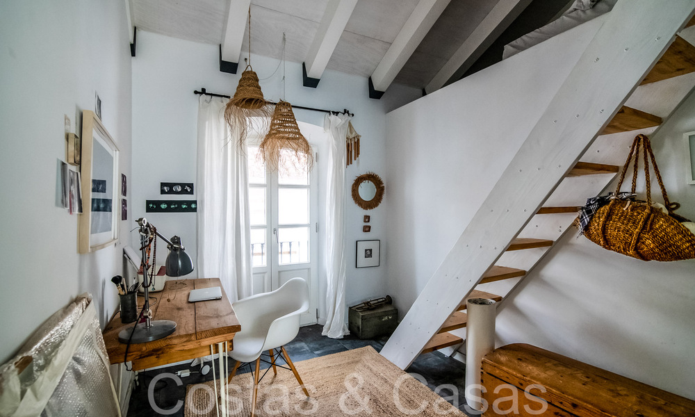 Casa adosada doble en venta a poca distancia de todos los servicios en el pintoresco casco antiguo de Estepona 66645