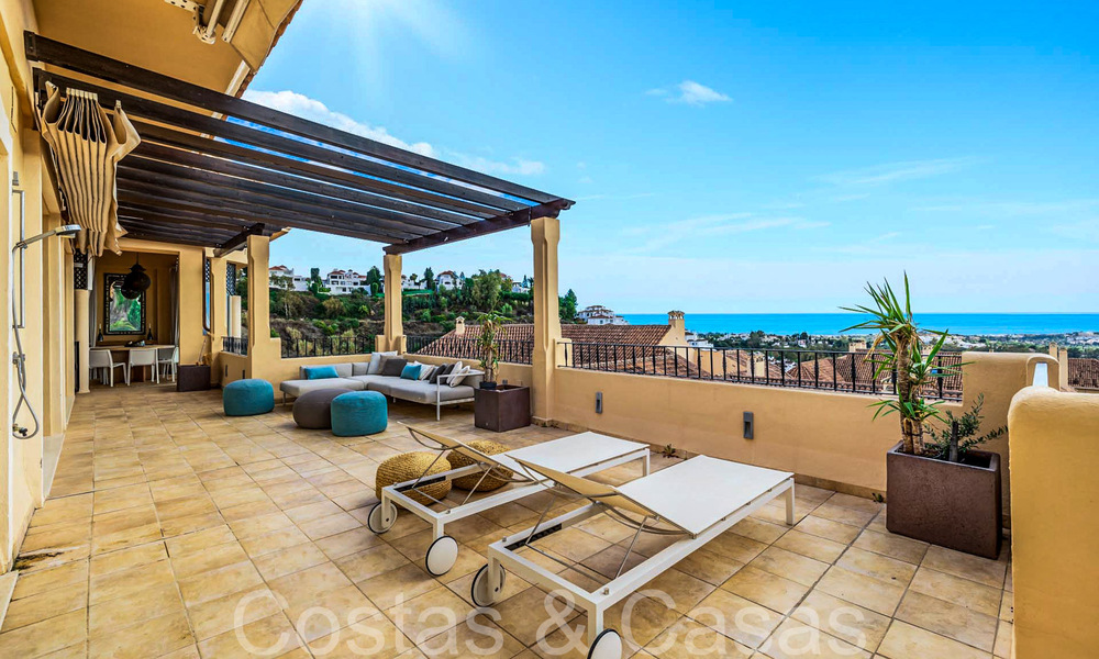 Precioso ático doble con vistas al mar en venta en un complejo de 5 estrellas en Nueva Andalucía, Marbella 66650