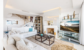 Precioso ático doble con vistas al mar en venta en un complejo de 5 estrellas en Nueva Andalucía, Marbella 66682 