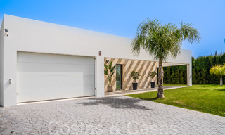 Elegante y moderna villa de lujo de una sola planta en venta en una zona de golf cerca del centro de Estepona 66746 