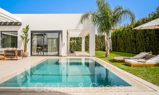 Elegante y moderna villa de lujo de una sola planta en venta en una zona de golf cerca del centro de Estepona 66754 