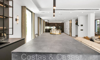 Villa de lujo contemporánea y sostenible con piscina privada en venta en Nueva Andalucía, Marbella 66883 