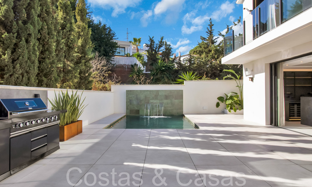 Villa de lujo contemporánea y sostenible con piscina privada en venta en Nueva Andalucía, Marbella 66885