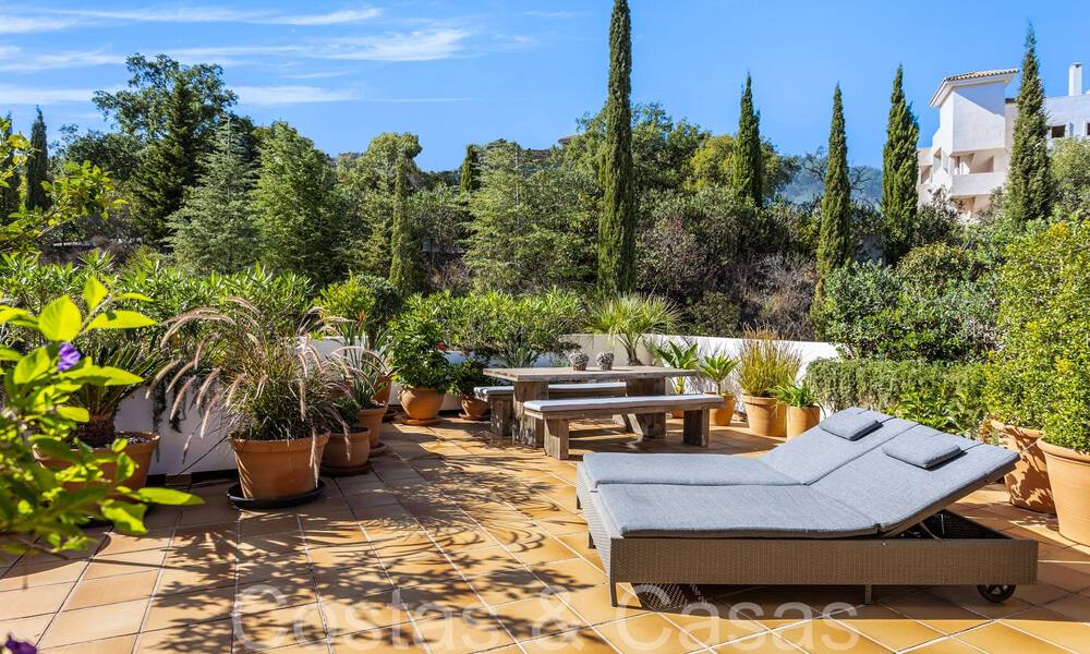 Ático dúplex moderno de estilo andaluz rodeado de naturaleza en las colinas de Marbella 66968