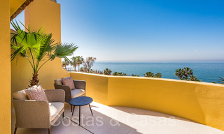 Ático de lujo elegantemente renovado en venta junto al mar con vistas al mar al este del centro de Marbella 67119 