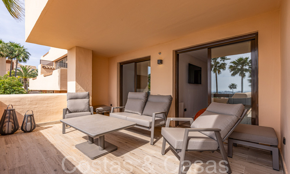 Listo para entrar a vivir, apartamento de lujo completamente reformado con vistas panorámicas al mar Mediterráneo en venta en Benahavis - Marbella 67192