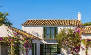 Nuevo en el mercado. Pintorescas villas en venta en un enclave exclusivo rodeado de campos de golf galardonados, Costa del Sol 67235 