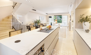 Impresionante casa adosada mediterránea en venta en una urbanización segura y de gran prestigio en la Milla de Oro de Marbella 67342 