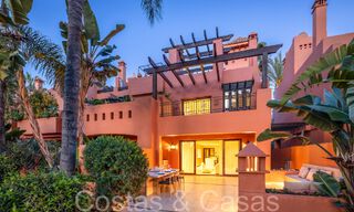 Impresionante casa adosada mediterránea en venta en una urbanización segura y de gran prestigio en la Milla de Oro de Marbella 67357 