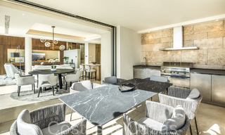 Lujoso apartamento dúplex con vistas panorámicas al mar en venta en Benahavis - Marbella 67360 