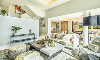 Lujoso apartamento dúplex con vistas panorámicas al mar en venta en Benahavis - Marbella 67364 