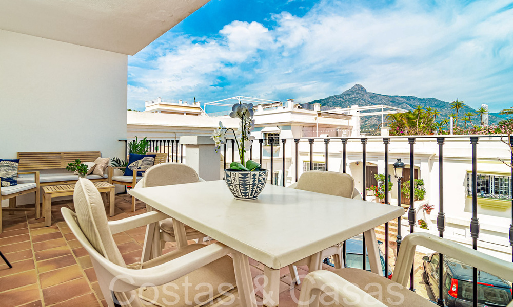 Casa en venta a poca distancia de numerosos servicios en el corazón de Nueva Andalucía, Marbella 67432