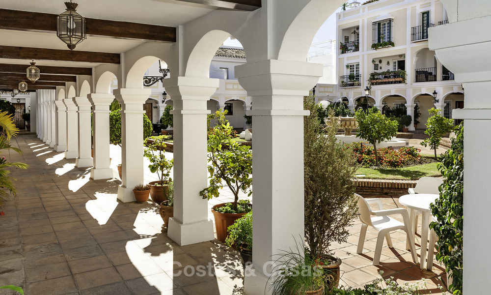 Casa en venta a poca distancia de numerosos servicios en el corazón de Nueva Andalucía, Marbella 67472