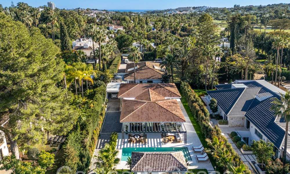 Sofisticada villa mediterránea de una sola planta en venta a pocos pasos del campo de golf Las Brisas en Nueva Andalucía, Marbella 67493