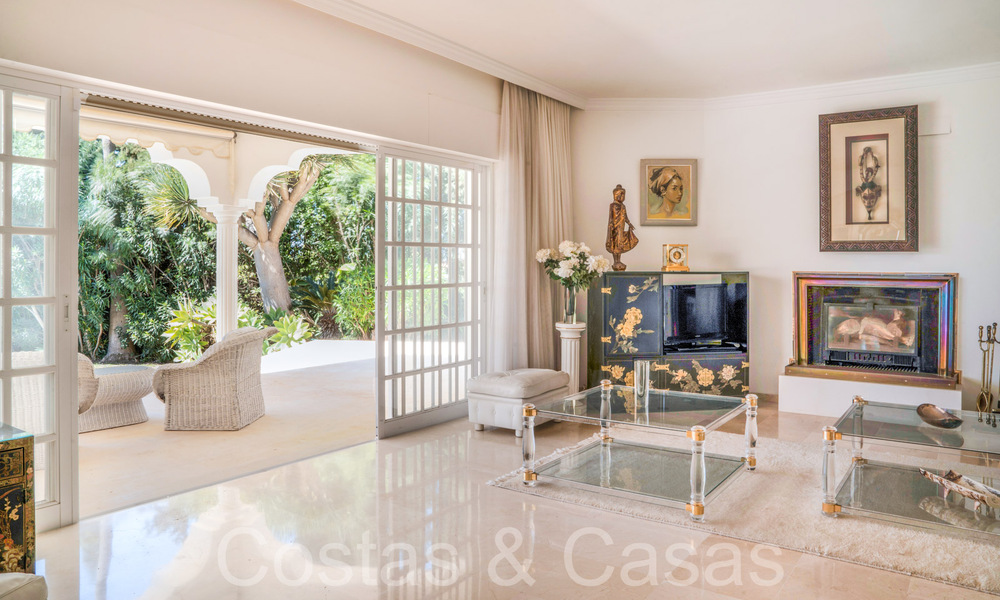 Villa de lujo con encanto andaluz en venta en una urbanización privilegiada cerca de los campos de golf en Marbella - Benahavis 67619