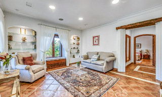 Gran finca andaluza en venta en una parcela elevada de 5 hectáreas en las colinas del este de Marbella 67587 