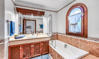 Gran finca andaluza en venta en una parcela elevada de 5 hectáreas en las colinas del este de Marbella 67589 