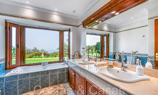 Gran finca andaluza en venta en una parcela elevada de 5 hectáreas en las colinas del este de Marbella 67591 