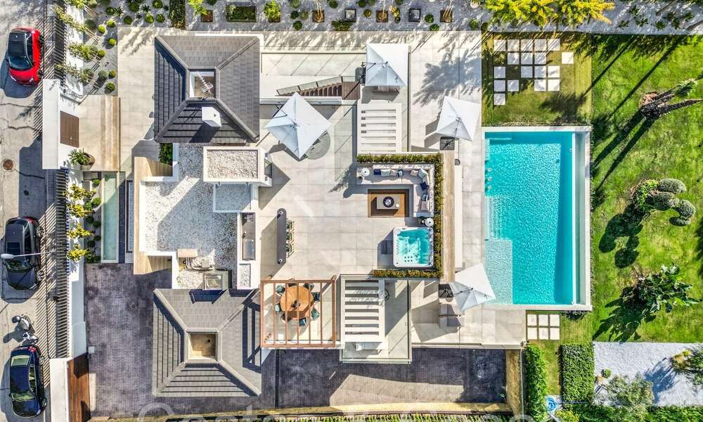 Villa modernista de lujo en venta en una exclusiva zona residencial cerrada en la Milla de Oro de Marbella 67631