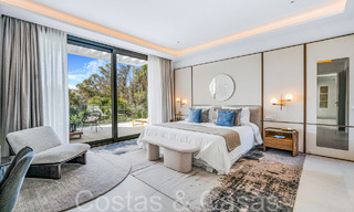 Villa modernista de lujo en venta en una exclusiva zona residencial cerrada en la Milla de Oro de Marbella 67634 