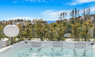 Villa modernista de lujo en venta en una exclusiva zona residencial cerrada en la Milla de Oro de Marbella 67647 