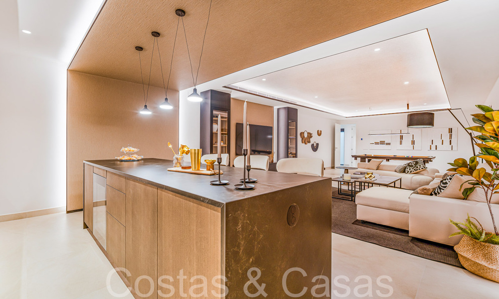 Villa modernista de lujo en venta en una exclusiva zona residencial cerrada en la Milla de Oro de Marbella 67656