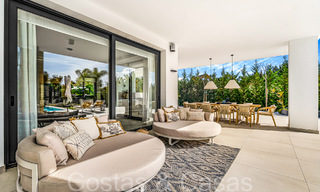 Villa modernista de lujo en venta en una exclusiva zona residencial cerrada en la Milla de Oro de Marbella 67682 