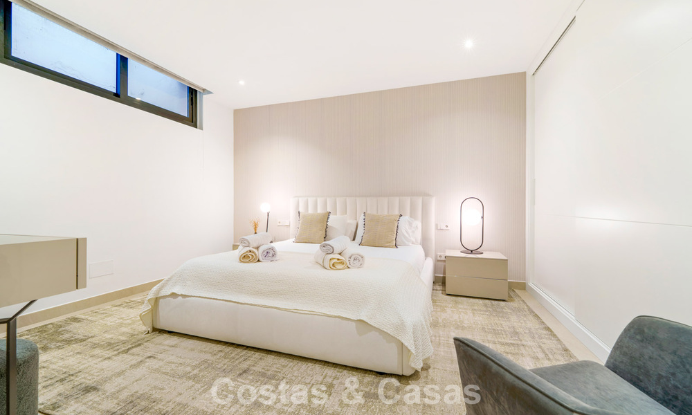 Villa modernista de lujo en venta en una exclusiva zona residencial cerrada en la Milla de Oro de Marbella 787630