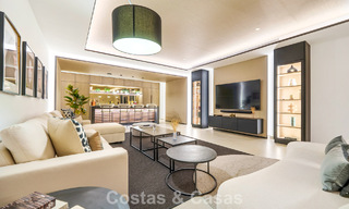 Villa modernista de lujo en venta en una exclusiva zona residencial cerrada en la Milla de Oro de Marbella 787633 