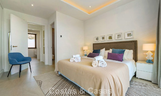 Villa modernista de lujo en venta en una exclusiva zona residencial cerrada en la Milla de Oro de Marbella 787641 