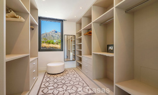 Villa modernista de lujo en venta en una exclusiva zona residencial cerrada en la Milla de Oro de Marbella 787643 