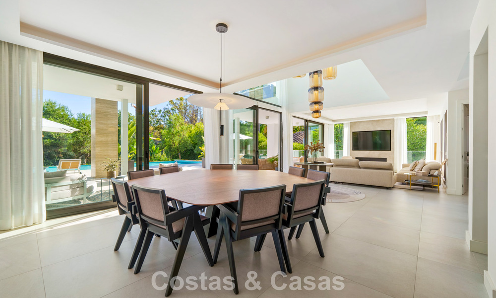 Villa modernista de lujo en venta en una exclusiva zona residencial cerrada en la Milla de Oro de Marbella 787663