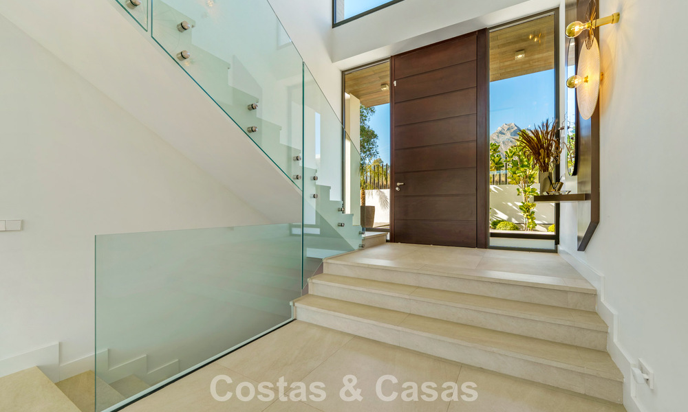 Villa modernista de lujo en venta en una exclusiva zona residencial cerrada en la Milla de Oro de Marbella 787667