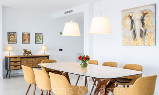 Listo para entrar a vivir, espacioso ático con vistas panorámicas al mar en venta en las colinas de Estepona, cerca del centro 67510 