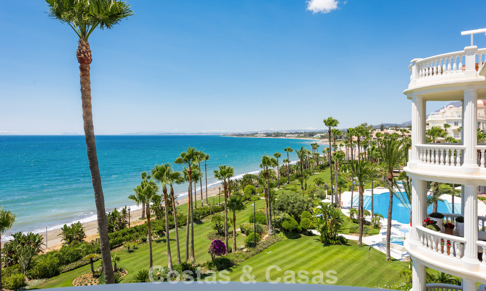 Sofisticado apartamento reformado en venta en Las Dunas Park, un exclusivo resort de playa entre Marbella y Estepona 774382