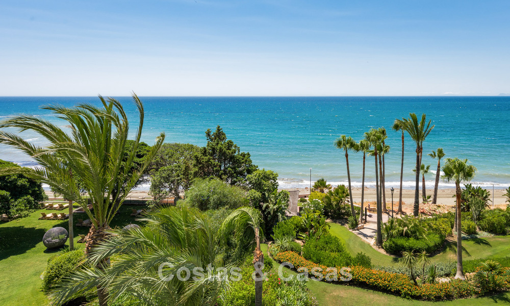 Sofisticado apartamento reformado en venta en Las Dunas Park, un exclusivo resort de playa entre Marbella y Estepona 774383