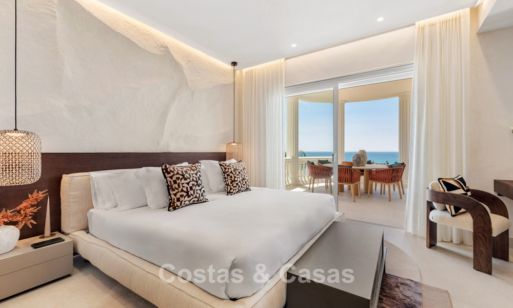 Sofisticado apartamento reformado en venta en Las Dunas Park, un exclusivo resort de playa entre Marbella y Estepona 774397