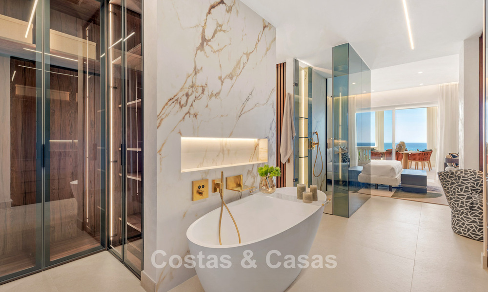 Sofisticado apartamento reformado en venta en Las Dunas Park, un exclusivo resort de playa entre Marbella y Estepona 774408