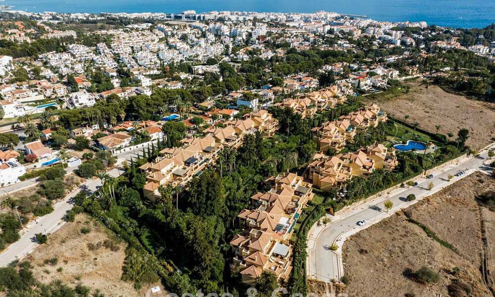 Apartamento de lujo en venta a poca distancia de Puerto Banús y la playa en Nueva Andalucía, Marbella 67867