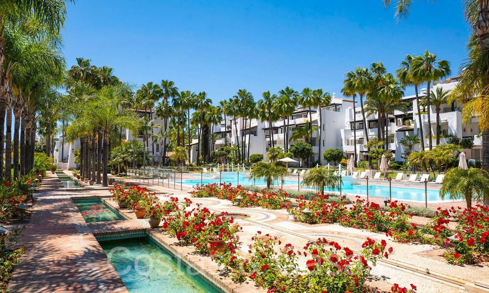 Apartamento boutique frente al mar en venta en Puente Romano, en la Milla de Oro de Marbella 68045