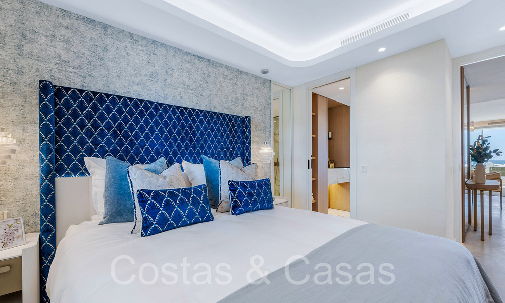 Apartamento boutique frente al mar en venta en Puente Romano, en la Milla de Oro de Marbella 68052
