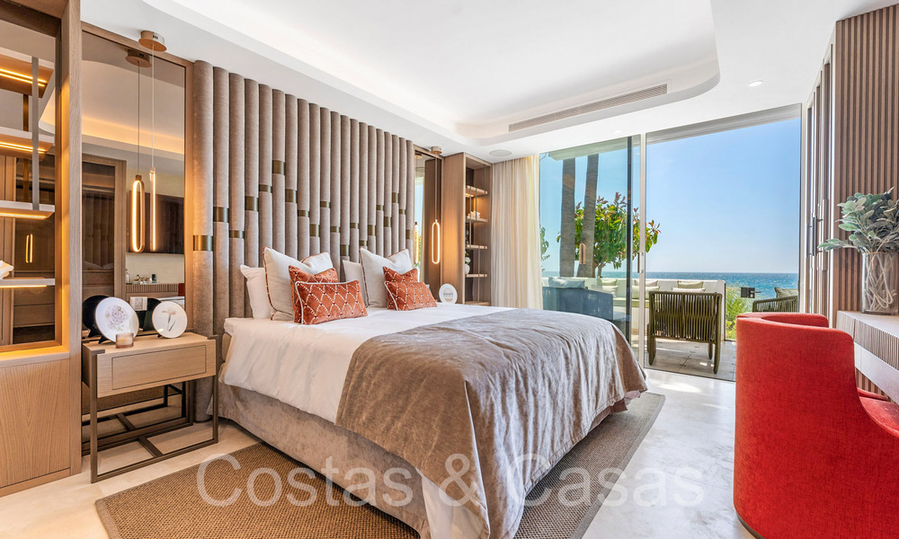 Apartamento boutique frente al mar en venta en Puente Romano, en la Milla de Oro de Marbella 68060