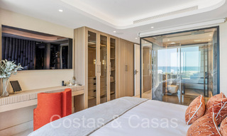 Apartamento boutique frente al mar en venta en Puente Romano, en la Milla de Oro de Marbella 68063 